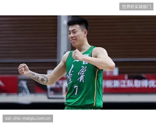 张镇麟首赛季即助上海夺冠,高额转会费得到价值证明。 张镇麟首赛季即助上海夺冠,高额转会费得到价值证明。
